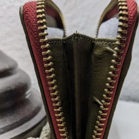 margot Genuine leather dana small zip around wallet - Picture 8 of 12